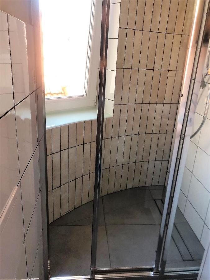 Sentymenty - Apartamenty W Kamienicy Na Mickiewicza Torun Luaran gambar