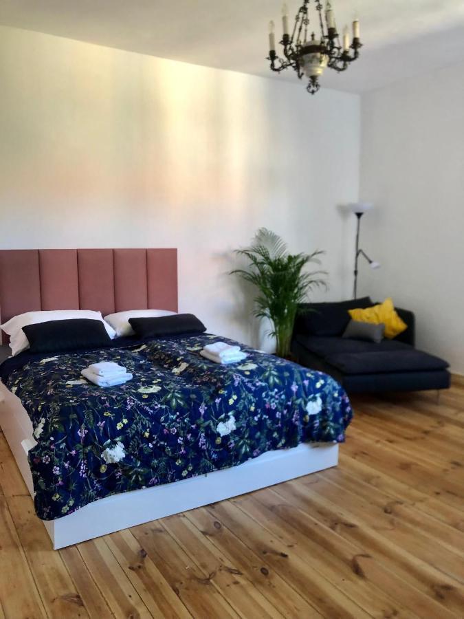 Sentymenty - Apartamenty W Kamienicy Na Mickiewicza Torun Luaran gambar